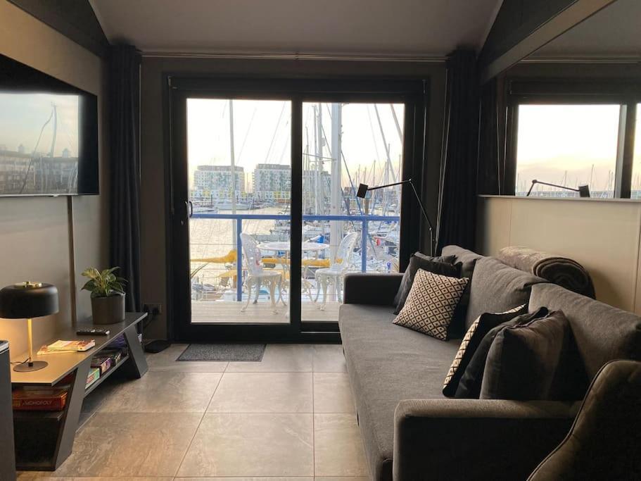 Seascape - Floating Home At Brighton Marina With Free Parking Eksteriør bilde